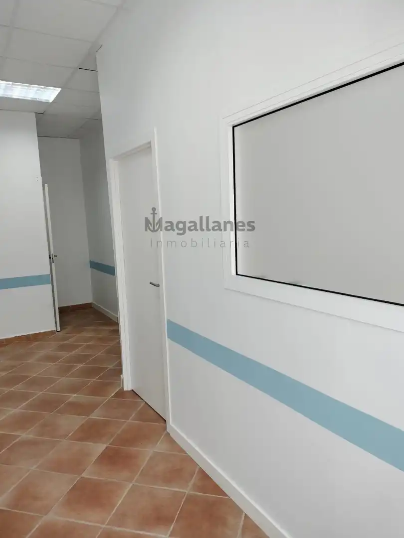 Local comercial en venda a Villamartín, imagen 8