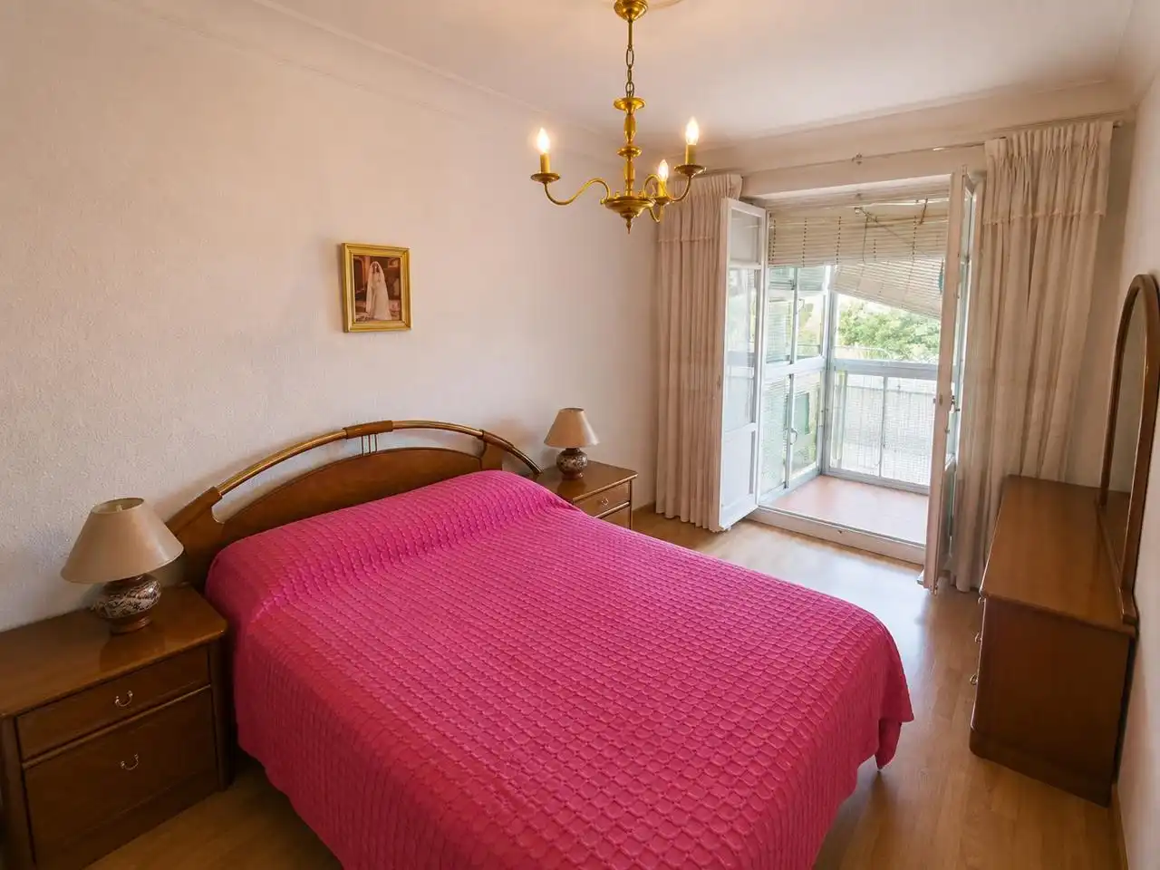 Habitación de Piso en venta en Zaragoza con Calefacción, Parquet y Terraza