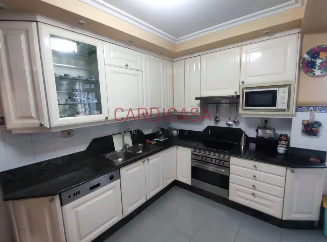 Piso con ascensor en venta en Gran Vía, imagen 4
