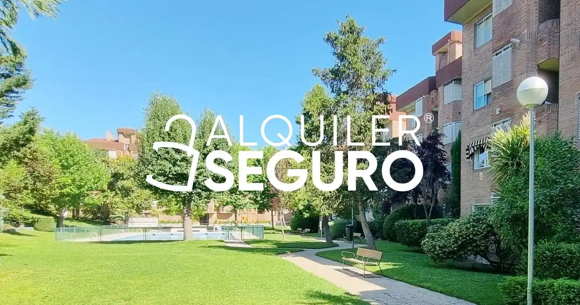 Exterior view of Flat for rent in Las Rozas de Madrid  with Air Conditioner, Heating and Terrace