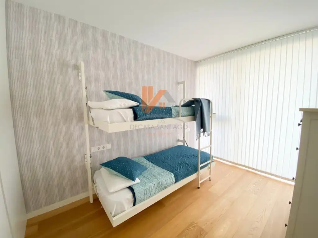 Bedroom of Duplexes for rent in Santiago de Compostela   with Furnished