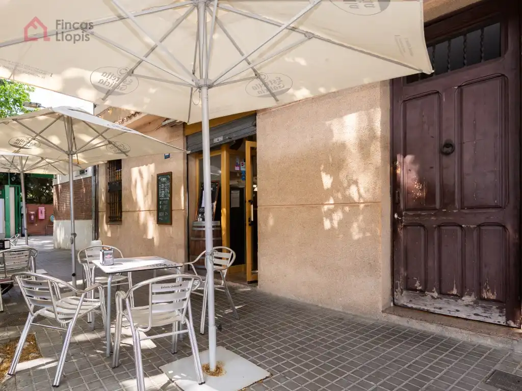 Terrassa de Local en venda en Barcelona