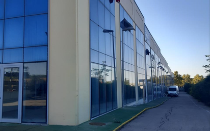 Exterior view of Industrial buildings for sale in Vilanova i la Geltrú