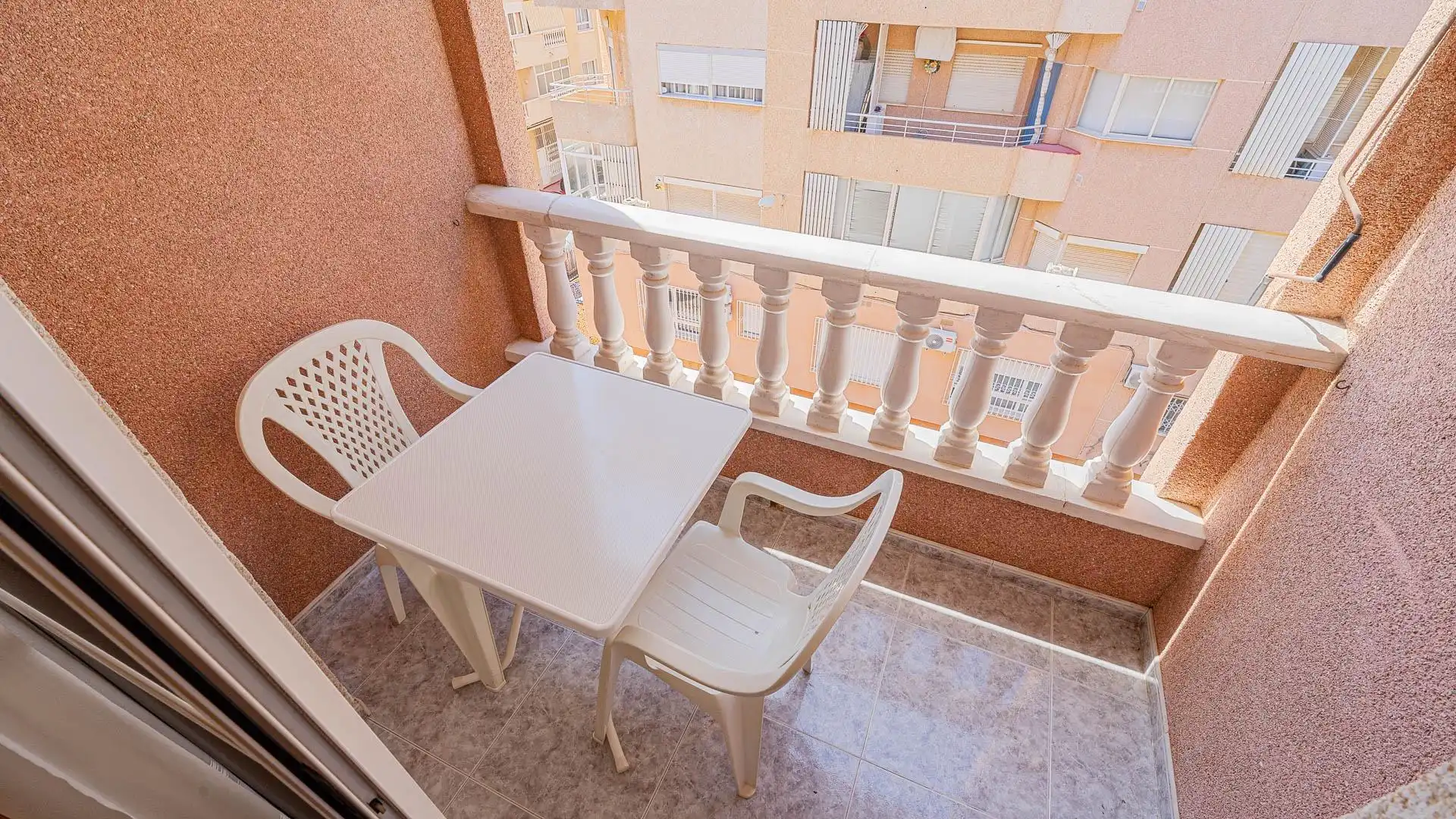 Terrassa de Apartament en venda en Torrevieja amb Aire condicionat, Terrassa i Moblat