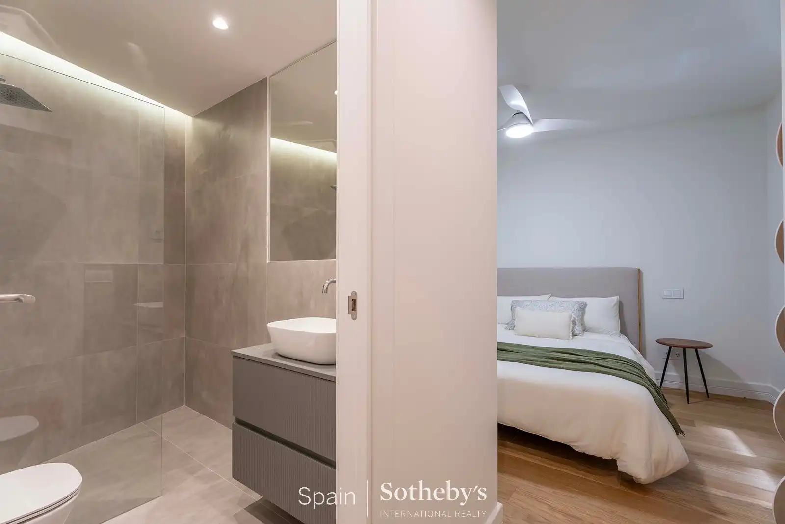 Apartamento con ascensor en venta en Calle de Ventura Rodríguez, imagen 26