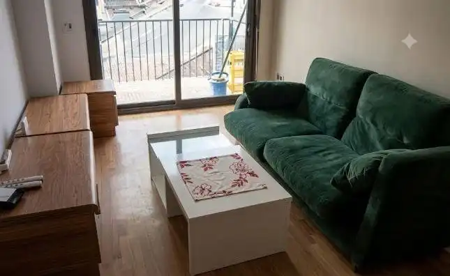 Piso con terraza en venta en Centre
