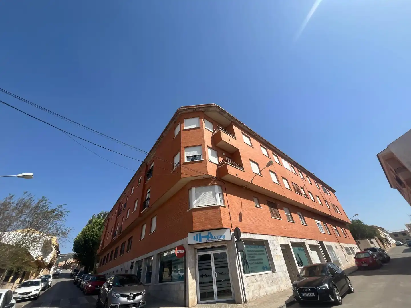 Vista exterior de Planta baja en venta en Villarrubia de los Ojos con Calefacción, Terraza y Amueblado