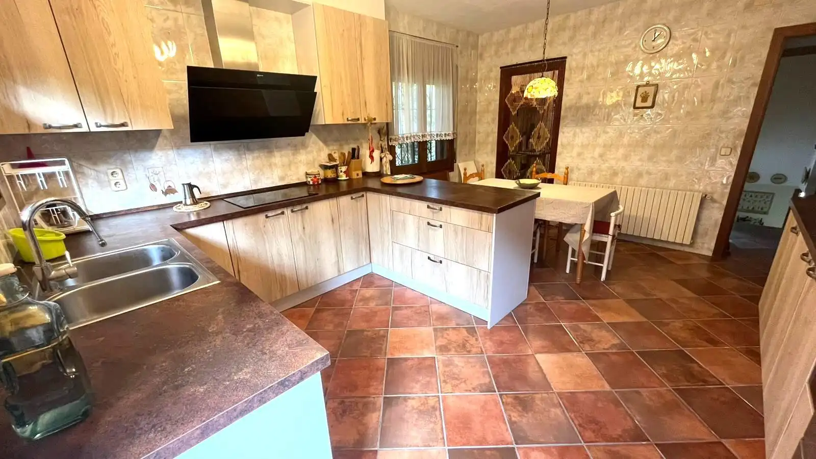 Cuina de Casa o xalet en venda en Riells i Viabrea amb Calefacció