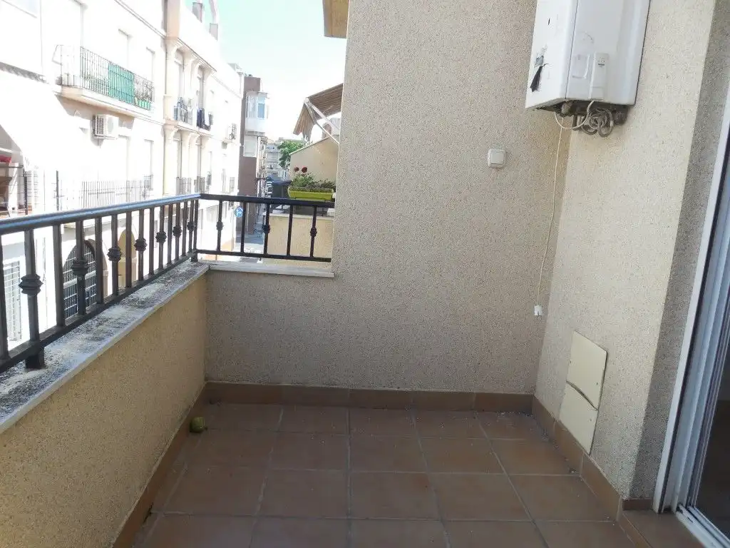 Wohnung zur Miete in Calle Calle Teruel, Avda. De los Ogíjares