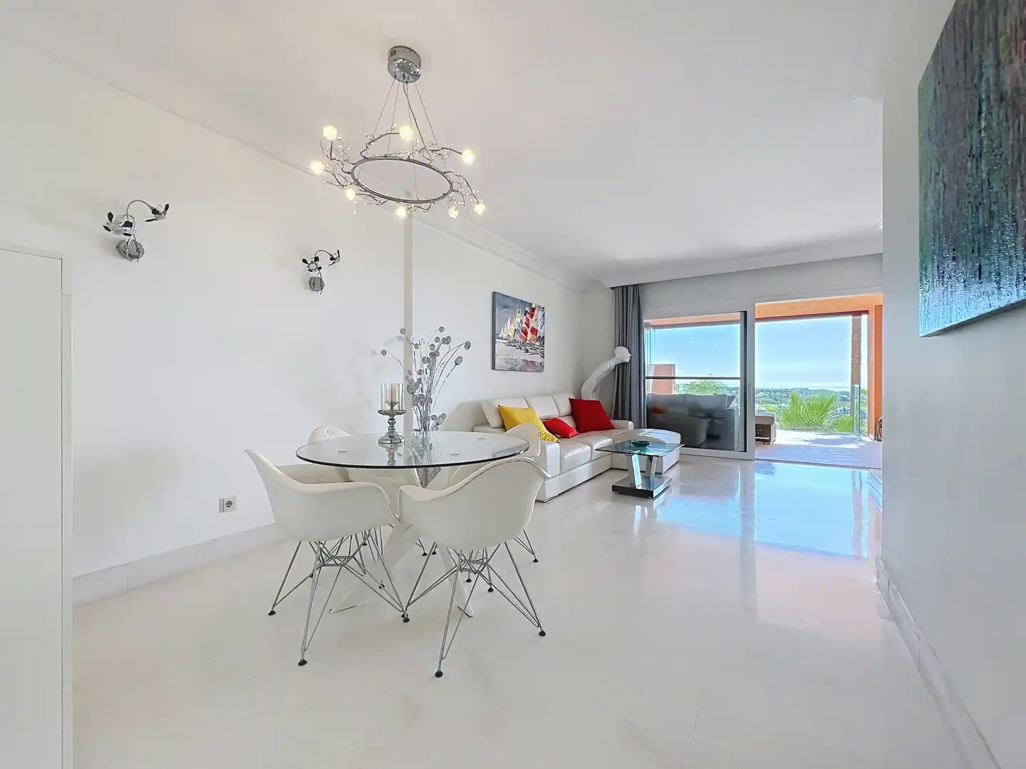 Menjador de Apartament en venda en Benahavís amb Aire condicionat i Terrassa