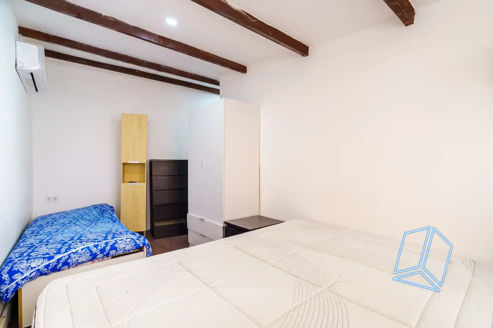 Schlafzimmer von Erdgeschoss zum Verkauf in Barcelona mit Terrasse