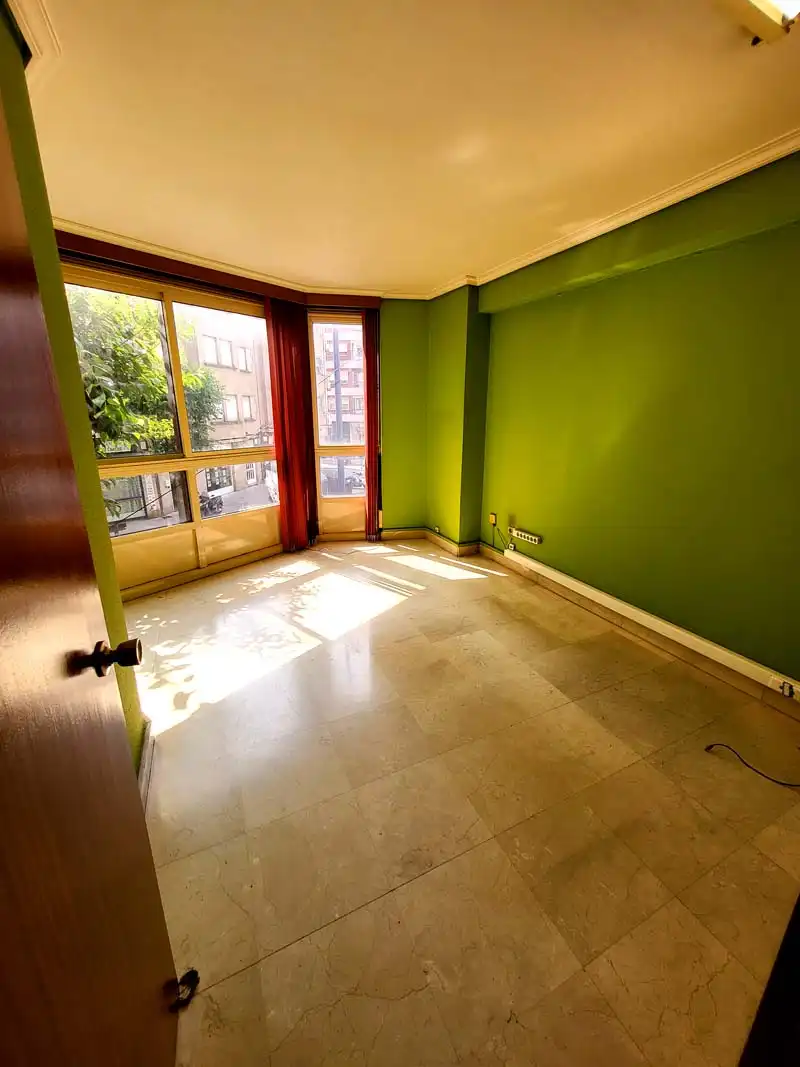 Schlafzimmer von Büro zur Miete in Vigo 