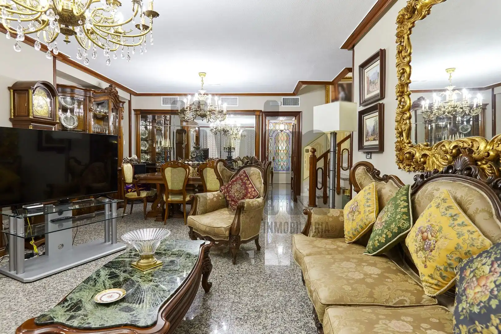 Sala de estar de Casa o chalet en venta en Jaén con Aire acondicionado, Calefacción y Jardín privado