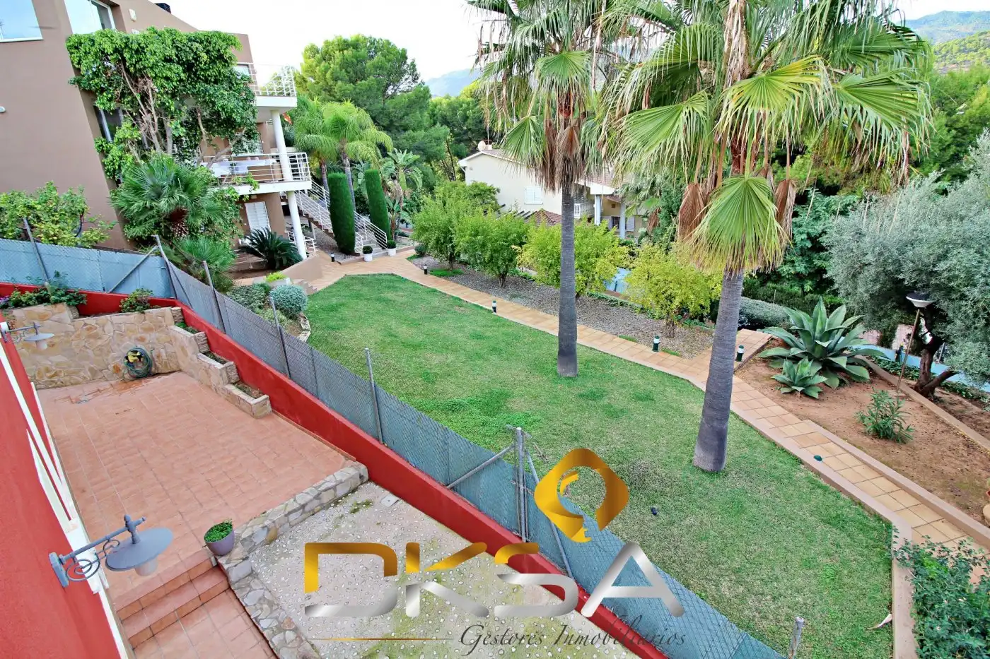 Jardí de Casa o xalet en venda en Benicasim / Benicàssim amb Aire condicionat, Calefacció i Jardí privat