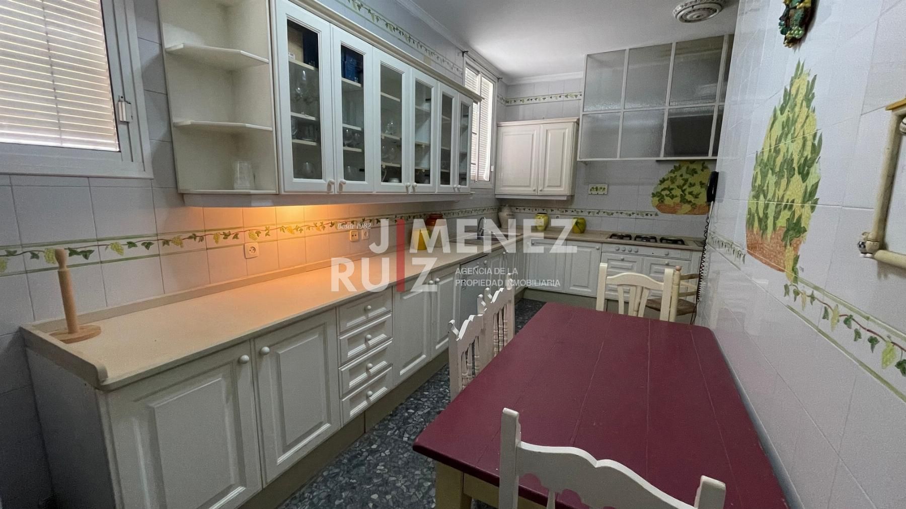 Cuina de Casa o xalet en venda en El Puerto de Santa María amb Terrassa i Traster