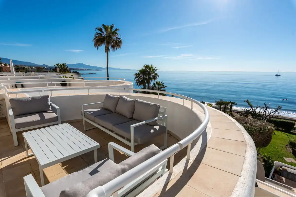 Terrace of Apartments for sale in Estepona Pueblo