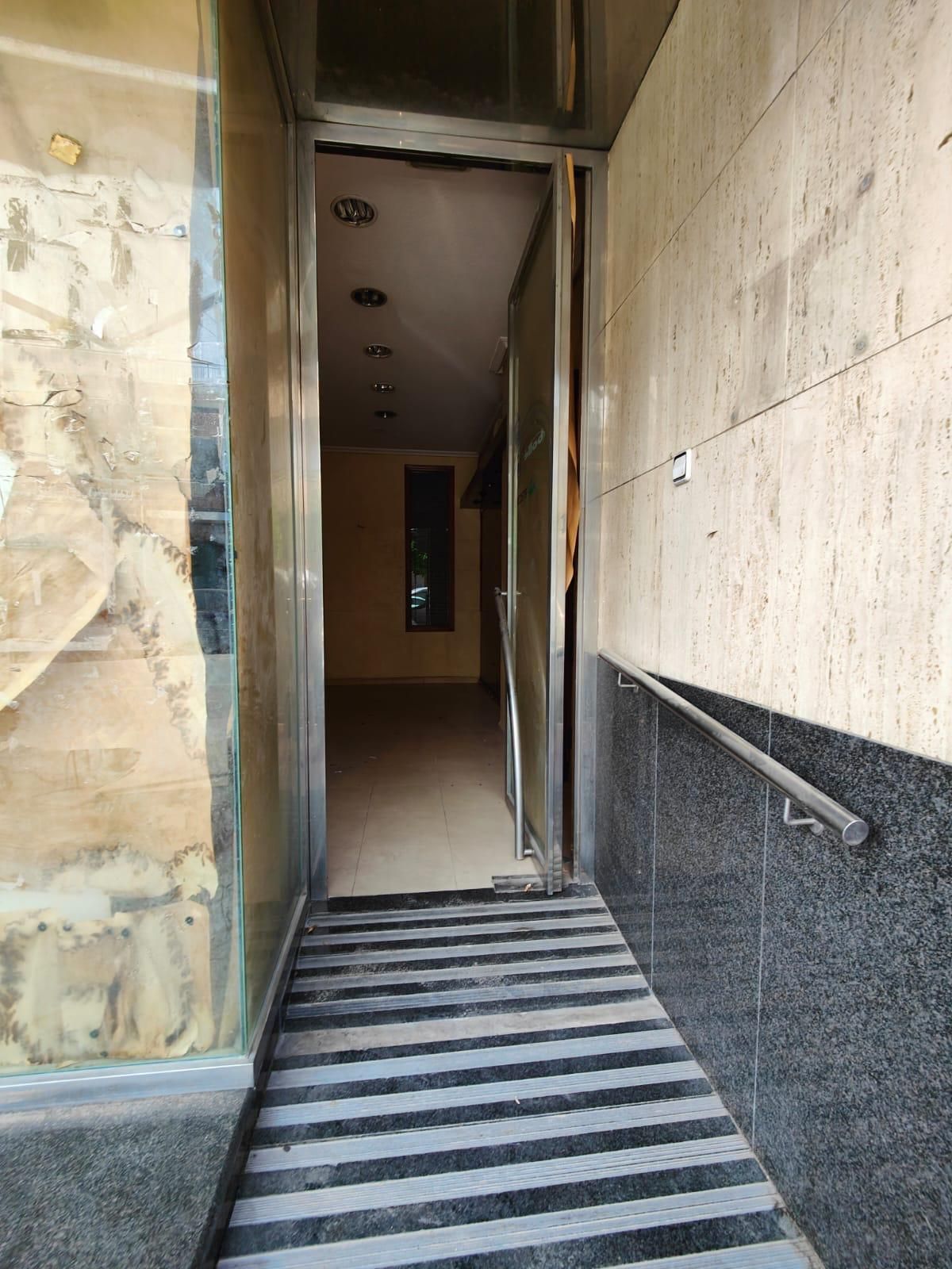 Premises for sale in  Murcia Capital