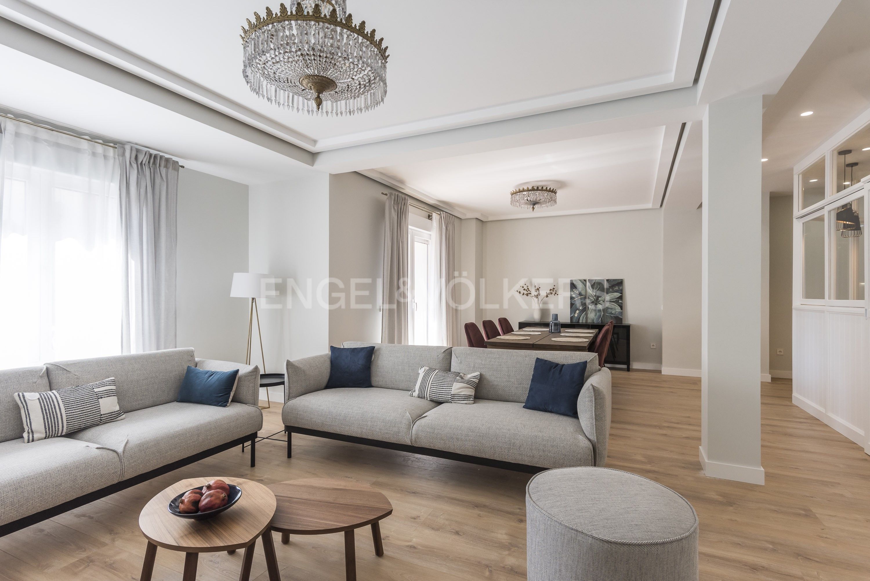 Living room of Apartment for sale in  Madrid Capital  with Air Conditioner, Heating and Parquet flooring
