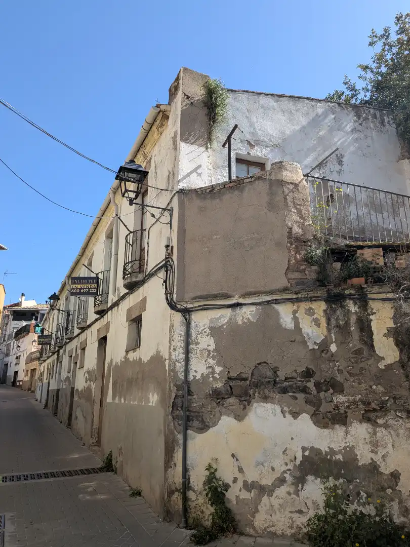 Vista exterior de Finca rústica en venda en Sallent amb Jardí privat