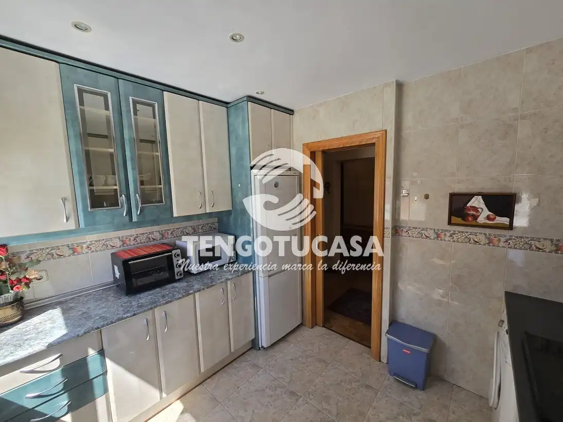 Kitchen of Flat for sale in Madrid  with Heating, Storage room and Furnished