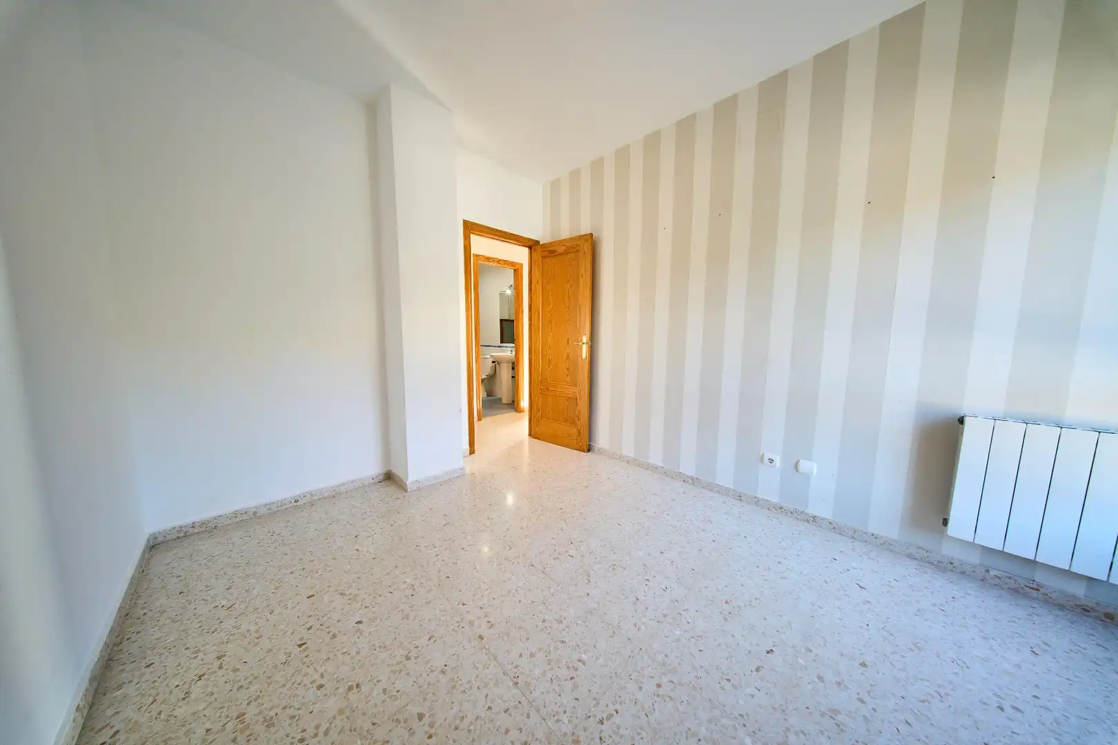Habitación de Piso en venta en Granada con Aire acondicionado, Calefacción y Trastero