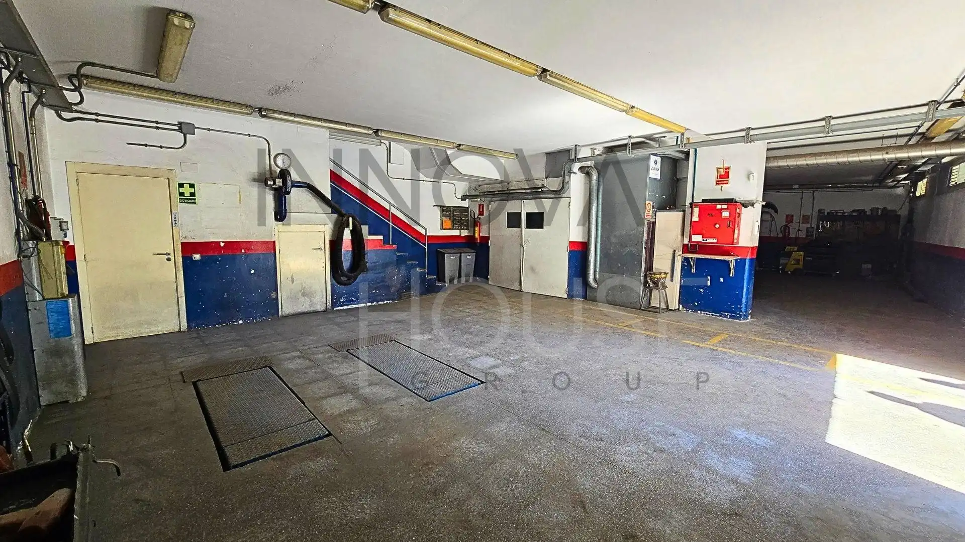 Local comercial en venda a Carrer d'Aiguablava, imagen 3