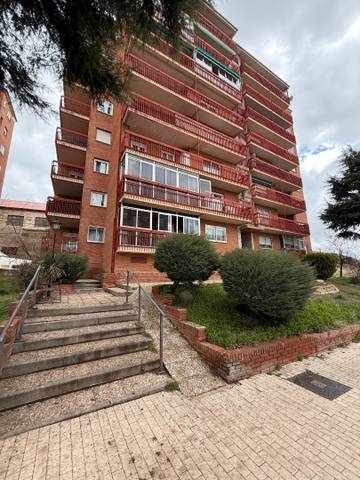 Piso en Venta en Calle Hornos Caleros, 33 en Estación