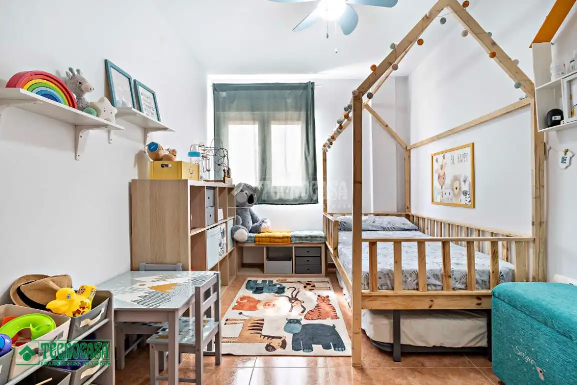 Schlafzimmer von Dachboden zum Verkauf in El Ejido mit Klimaanlage, Heizung und Terrasse