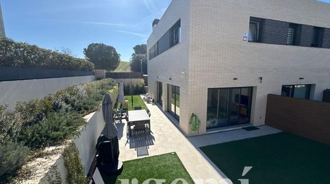 Foto 2 de Casa adosada en venda a Palau-solità i Plegamans, Barcelona