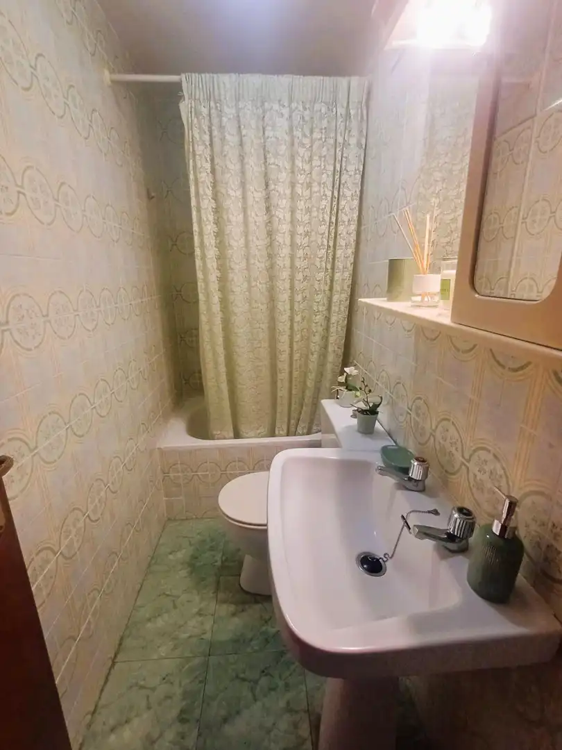 Badezimmer von Wohnung zum Verkauf in Málaga mit Klimaanlage, Terrasse und Möbliert