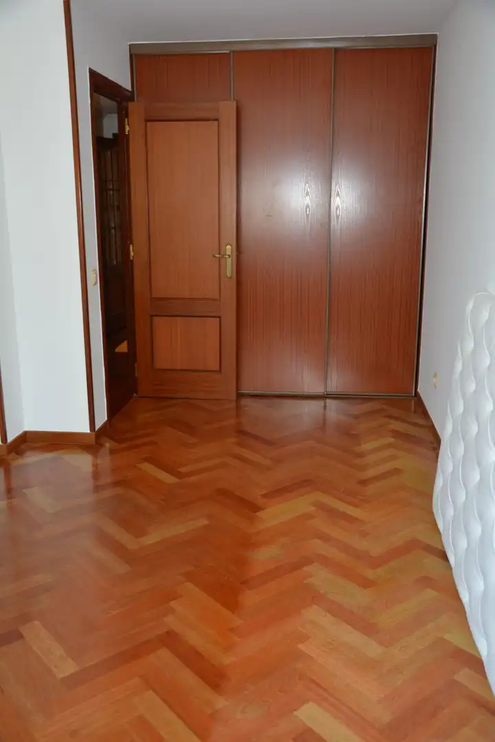 Flat for rent in Culleredo  with Heating and Furnished