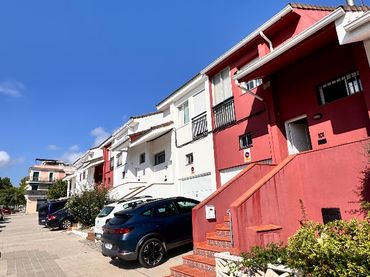 Terraced house with balcony for sale in Altafulla