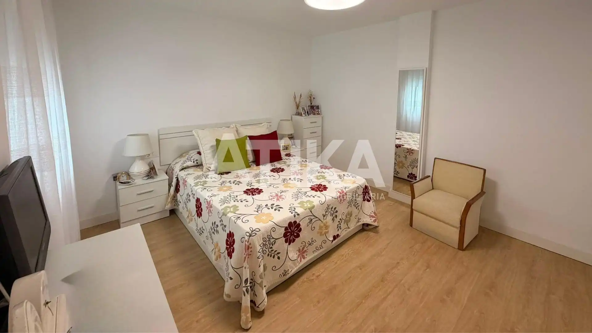 Bedroom of Flat for sale in Ontinyent  with Air Conditioner, Heating and Parquet flooring