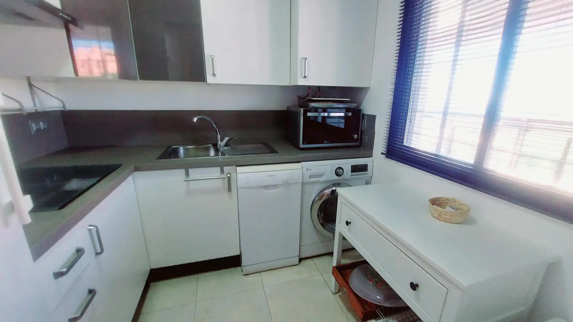 Cocina de Dúplex en venta en Torrox con Aire acondicionado, Calefacción y Terraza