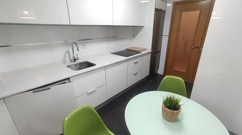 Foto 2 de Piso de alquiler en Avenida Portugal, A Carballeira, Ourense Capital
