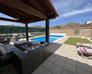 Piscina de Casa o xalet en venda en Sobradillo amb Aire condicionat, Calefacció i Jardí privat