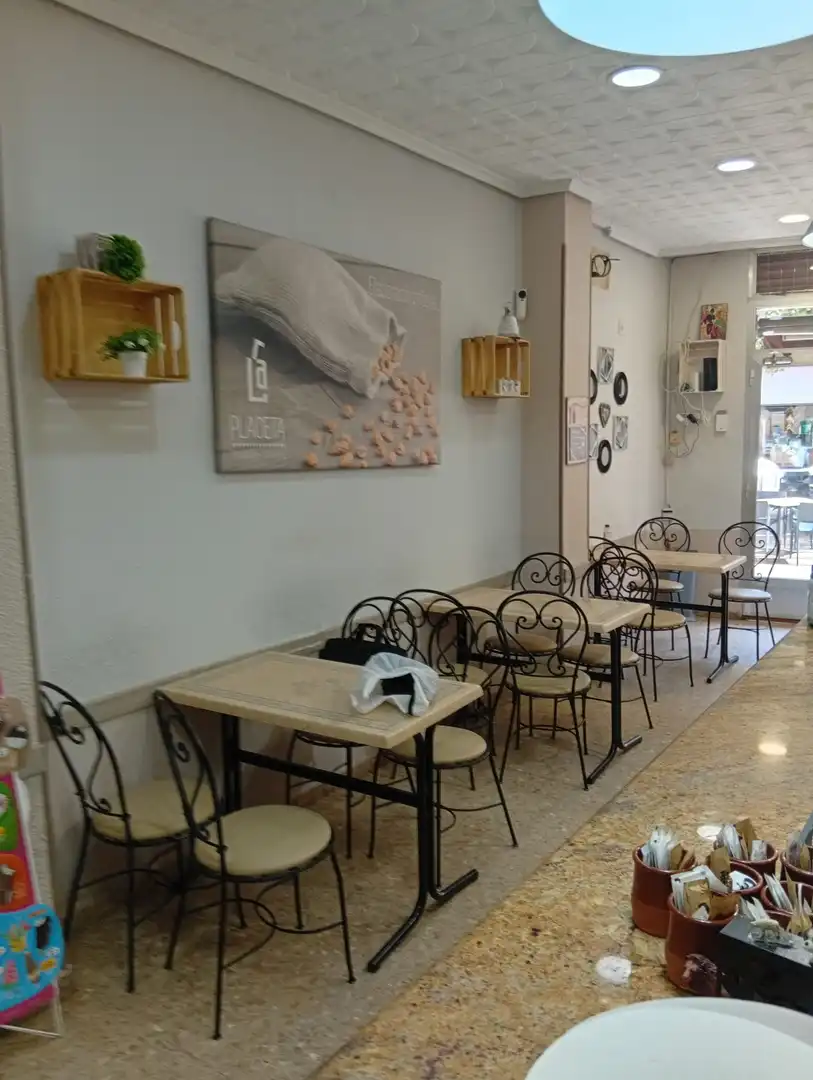 Local comercial en traspàs a Foios, imagen 2