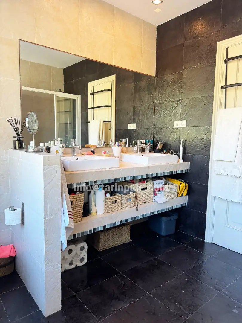 Baño de Casa o chalet en venta en Begues con Aire acondicionado, Calefacción y Jardín privado
