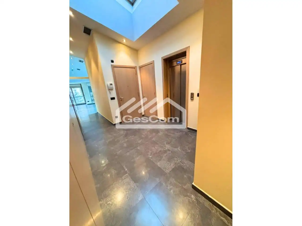 Ático en venta en Escaldes – Engordany con Aire acondicionado, Calefacción y Terraza