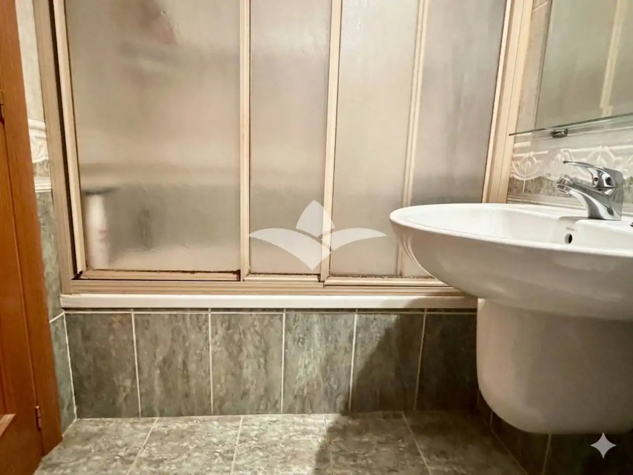 Badezimmer von Wohnung zum Verkauf in Albalat dels Sorells mit Möbliert und Balkon