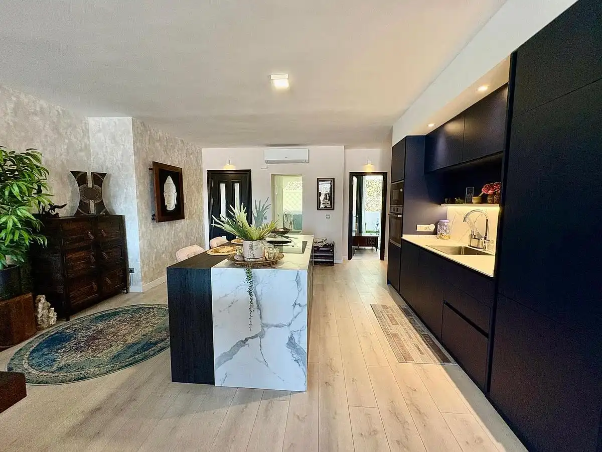 Apartament amb ascensor en venda a Benahavís pueblo, imagen 4