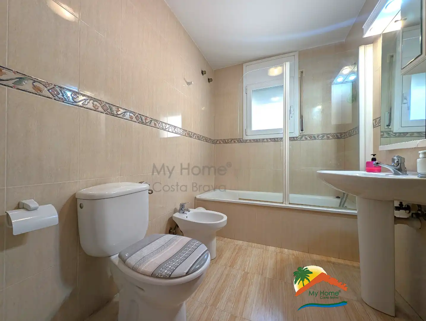 Casa con piscina en venta en Lloret Residencial - Montlloret, imagen 13