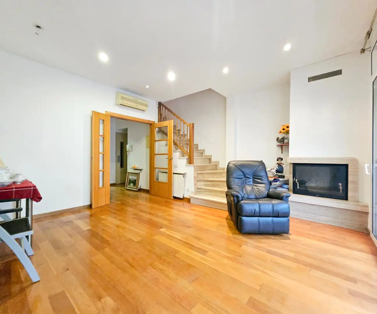 Detached homes for rent in Carrer de Güell i Ferrer, Progrés - Pep Ventura