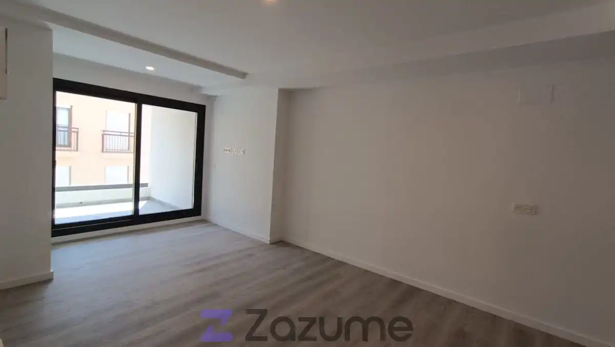 Habitación de Piso de alquiler en Benalmádena con Aire acondicionado, Parquet y Terraza