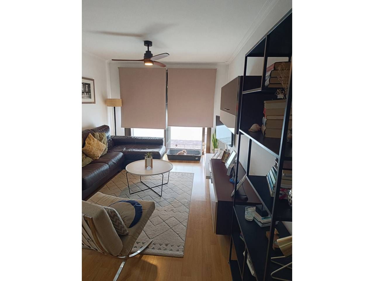 Sala d'estar de Pis en venda en Roquetas de Mar amb Aire condicionat i Balcó