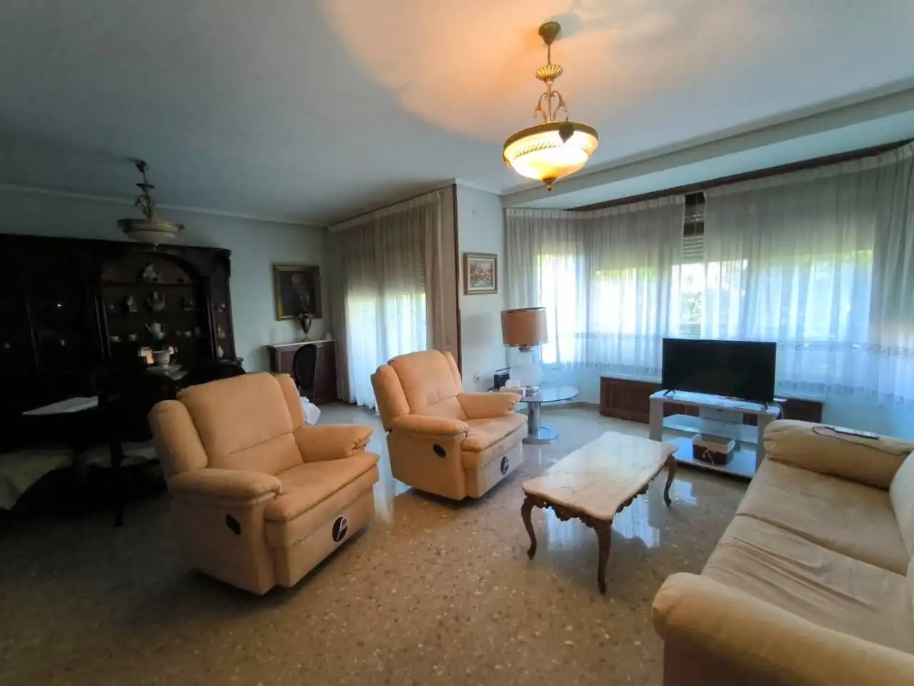 Flat with terrace for sale in Feria