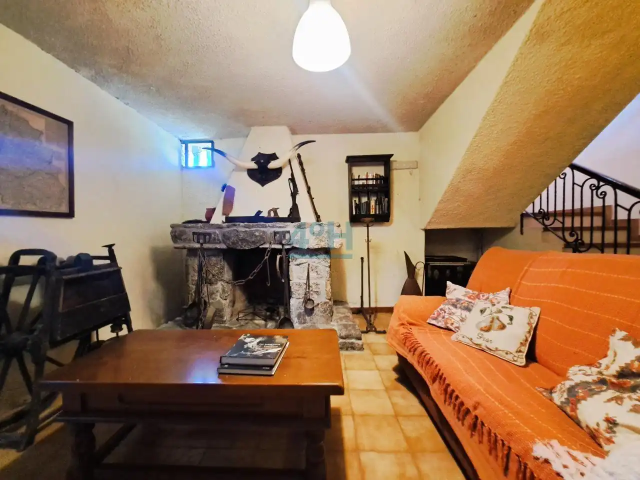 Sala d'estar de Casa o xalet en venda en San Cibrao das Viñas amb Calefacció, Jardí privat i Terrassa
