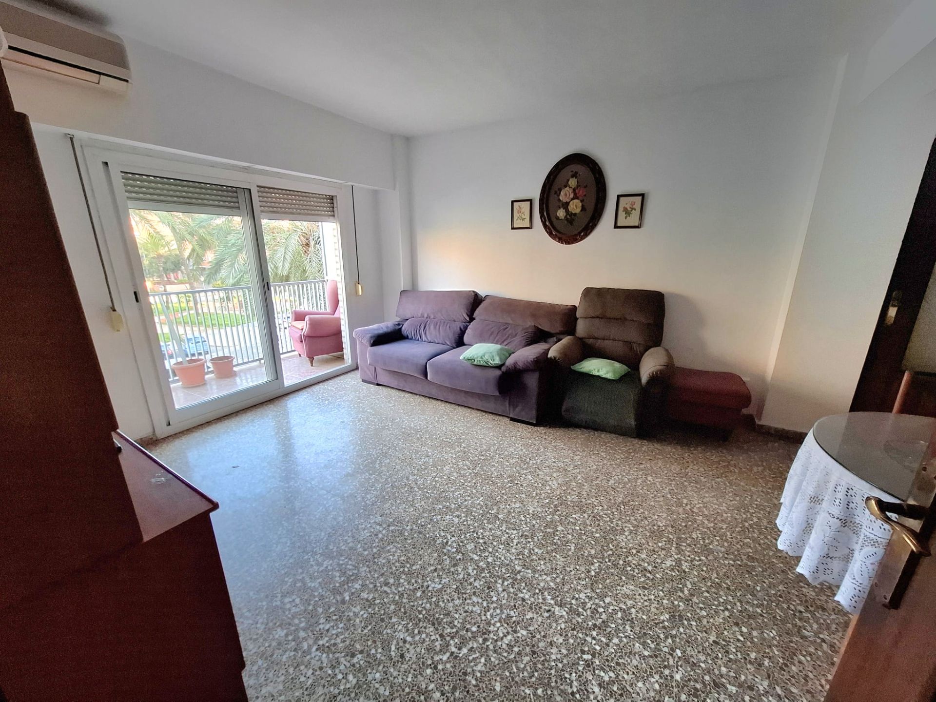 Living room of Flat for sale in  Valencia Capital  with Balcony