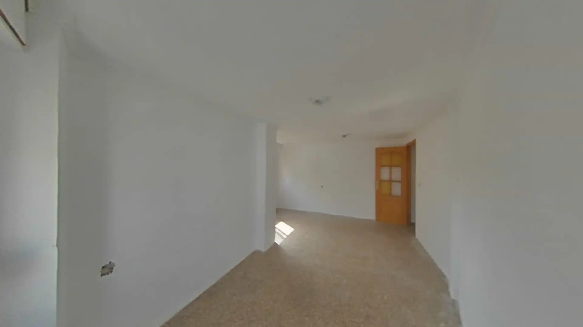 Piso en venta en Yátova con Balcón