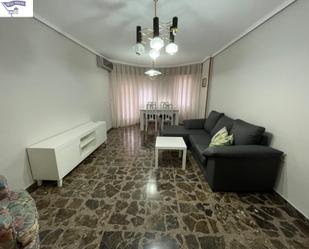 Living room of Flat to rent in  Albacete Capital  with Air Conditioner, Heating and Balcony